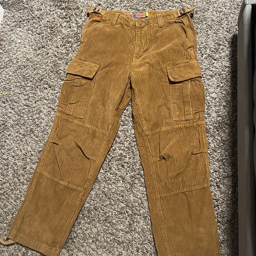 Empyre pants